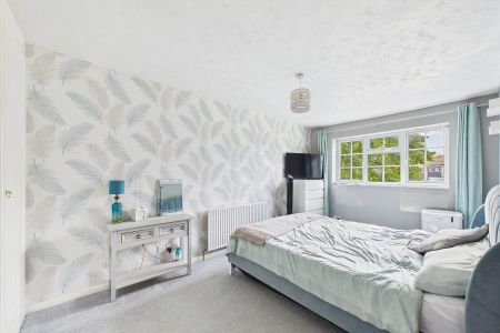 3 bedroom terraced house to rent - Photo 3