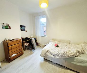 7 bedroom terraced house to rent - Photo 4