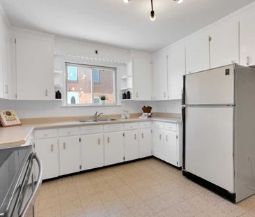 For Lease - 213 Conant Street Unit# Main Floor, Oshawa, Ontario - Photo 4