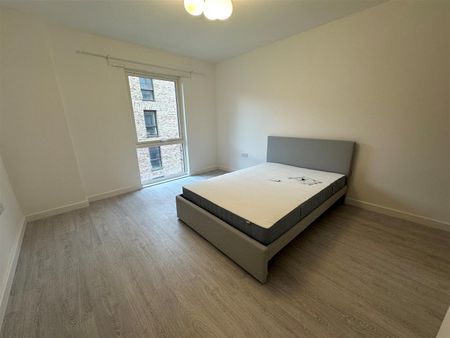 Donovan Way, HA1 4WA, Harrow - Photo 5