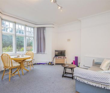 1 bed Flat To Let - Photo 1