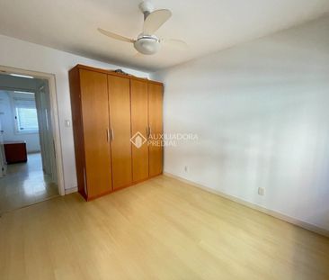 Apartamento com 2 quartos e 69m² para alugar em Floresta, Porto Ale... - Photo 1
