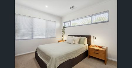 Beautiful Home in Great Central Location - Photo 5