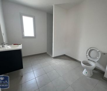 Location Maison 4 pièces 80m² BEDARRIDES 84370 - Photo 3