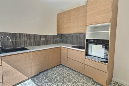 Maison à louer de type 6 pièces avec jardin et piscine à Marseille quartier Saint Barnabé (13012) - Photo 3