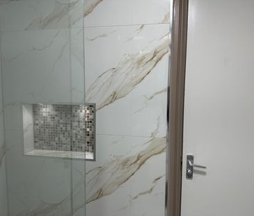 Old Kenton Lane, London - Photo 5