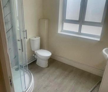 West Street, Fareham, Hampshire - Photo 4