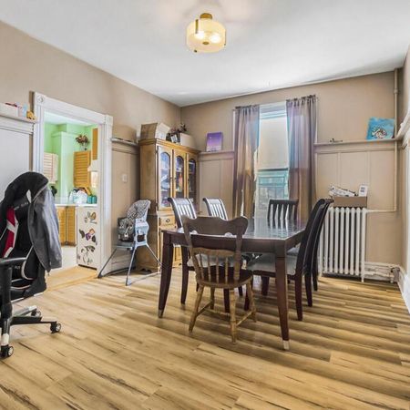 2400$ - 4 chambres, semi-meublé, superbe emplacement - Photo 4