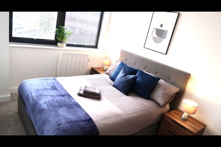 1 Bed Flat, Alexander House, M16 - Photo 3