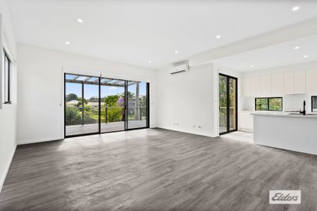 8/15-17 Figtree Crescent - Photo 2