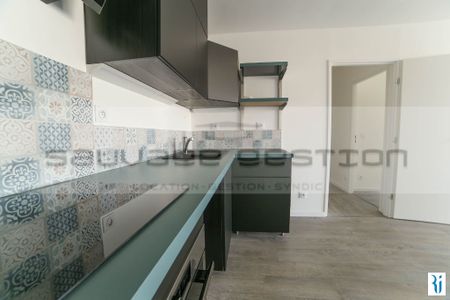 27200, Vernon - Photo 4