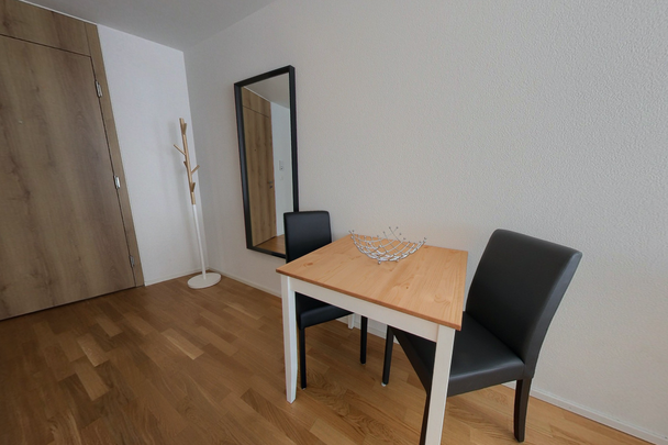 Bright & Modern studio - Central Lausanne - 10 mins walk to train station - Photo 1