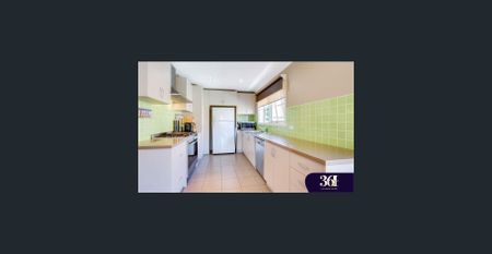 Beautifully Presented 3-Bedroom Home for Rent in the Heart of Wyndham Vale – Walk to Parks, Shops & Schools - Photo 3