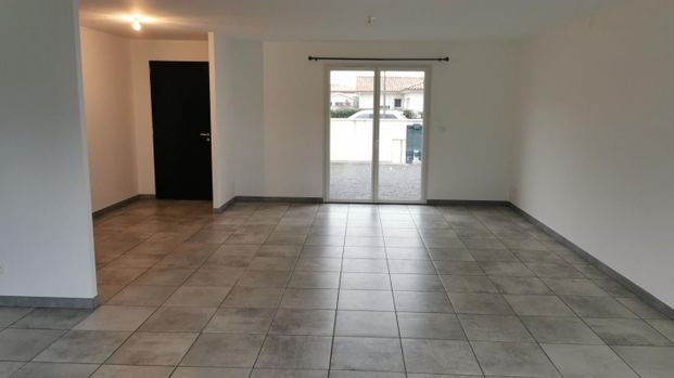 Location Maison 4 pièces 110m² AIRE SUR L ADOUR 40800 - Photo 1