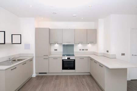 2Bedrooms, 2Bathrooms - Photo 5