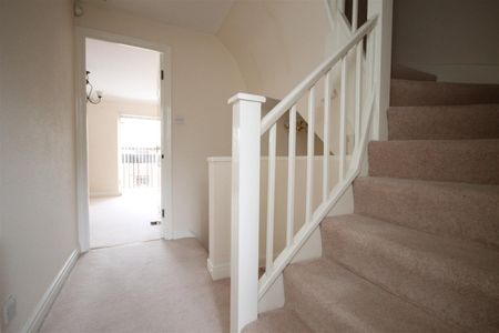 Four Winds Court, Hartlepool - Photo 3