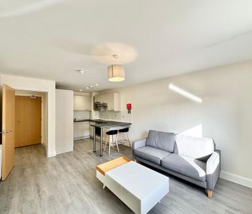 1 bedroom flat to rent - Photo 2