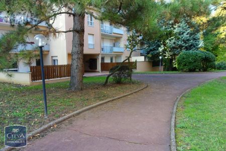 Appartement à louer 2 pièces 59.98m² - Photo 2
