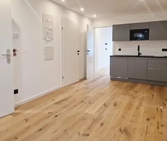 Modernes Single Apartment mit Terrasse - Erstbezug - Photo 1