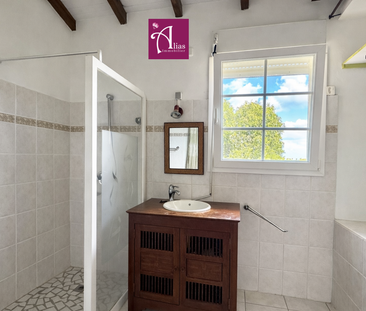 Location Maison 4 pièces 119m² STE ANNE 97180 - Photo 4