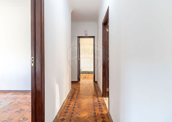 Apartamento T2 em Setúbal