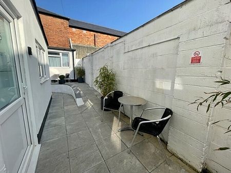 Rooms Available, Southcote Road - 5 - Photo 5