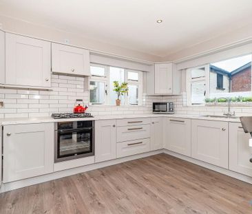 Clarendon Street, Room 7, Cityside, BT48 7ET - Photo 2