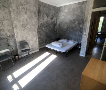 Location Appartement 3 pièces 54m² GRENOBLE 38000 - Photo 2