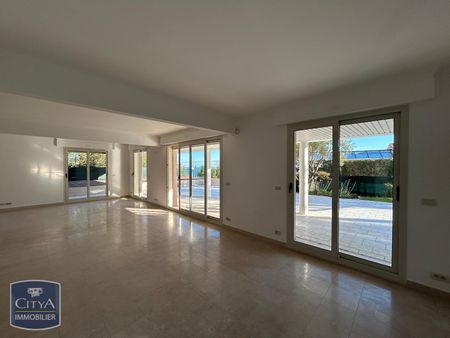 Location Appartement 5 pièces 214m² CANNES 06400 - Photo 5