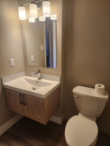 For Lease - 730 Walker Street Unit# 1, London East, Ontario - Photo 5