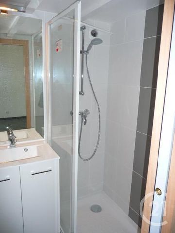 Location Appartement 1 pièce 16m² FONTAINEBLEAU 77300 - Photo 4