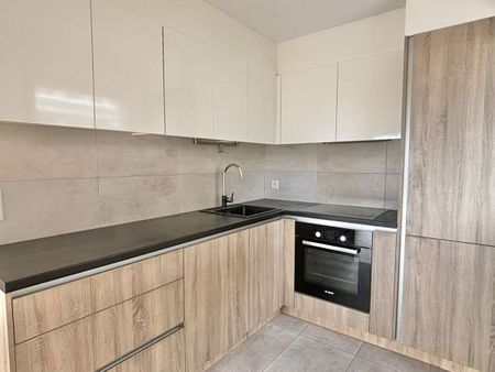 Beautiful 2.5p apartment in Clarens - Photo 5