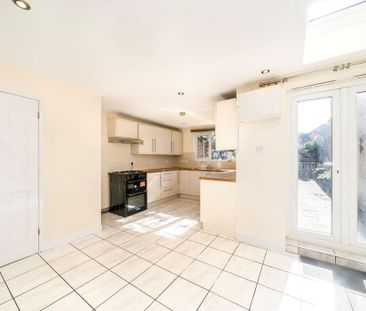 3 bedroom house to rent - Photo 6