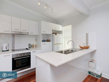 42, Nelson Street, QLD, Corinda - Photo 2