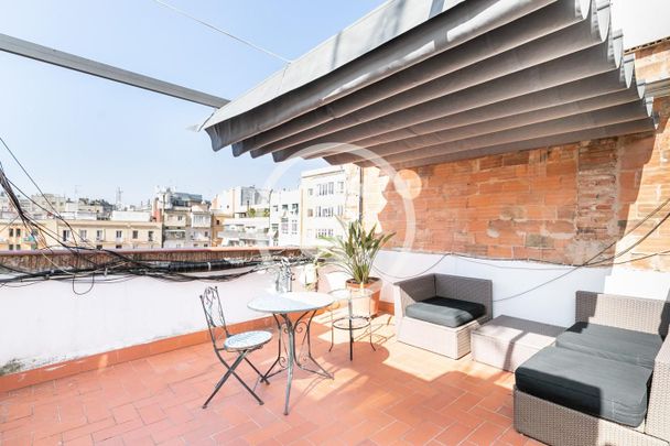 Ático de alquiler en Carrer Casanova, Sant Antoni - Photo 1