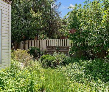 For Lease - 73 Jessica Gardens, Vaughan, Ontario - Photo 4