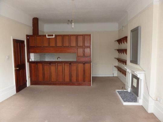 1 bedroom flat to rent - Photo 1