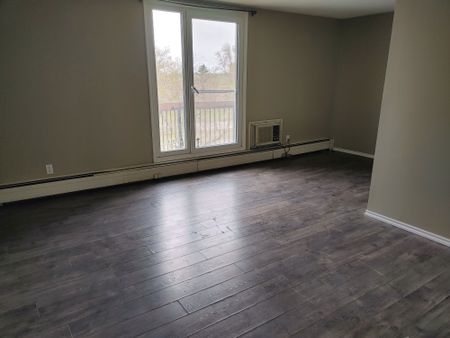 44-23 Centennial St, Regina - Photo 4