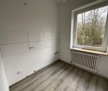 Renovierte 3-Zimmer-Wohnung mit modernem Badezimmer - Photo 2