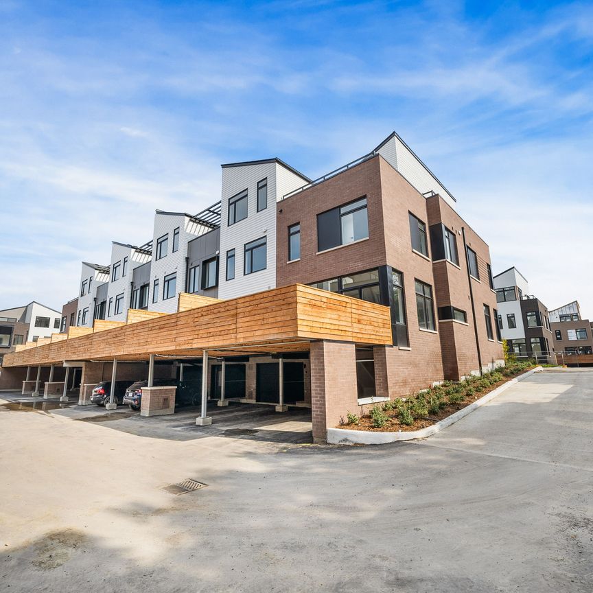 For Lease - 20 Lou Parsons Way Unit# 12, Mississauga, Ontario - Photo 1