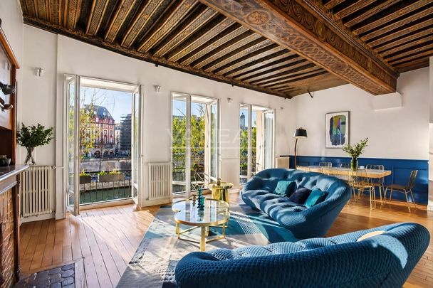 PARIS 1er – VUE DÉGAGÉE SUR LA SEINE – À 10 MINUTES DU LOUVRE – APPARTEMENT MEUBLÉ DE PRESTIGE - Photo 1