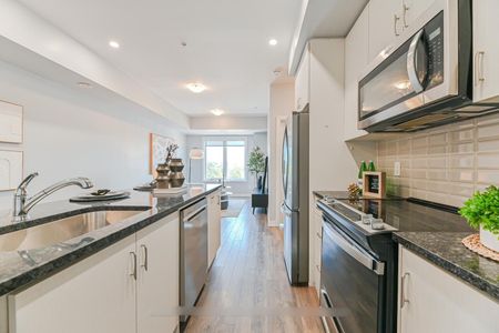 For Lease - 2635 William Jackson Drive Unit# 723, Pickering, Ontario - Photo 5