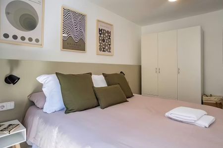 Carrer de Rera Palau, Barcelona, Catalonia 08003 - Photo 4