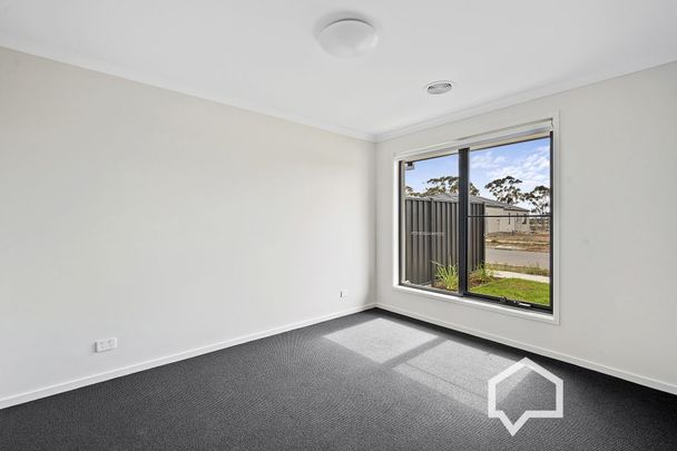 30 Delawarr Parade Huntly VIC - Photo 1