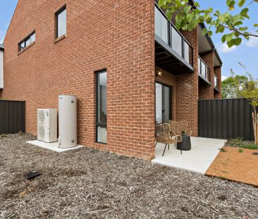 2/110 Livingston Avenue, Kambah ACT 2902 - Townhouse For Rent | Domain - Photo 6