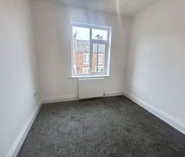 3 bed upper flat to rent in NE6 - Photo 1