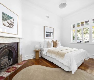 Federation Charm With Family Appeal By Centennial Park - Photo 5