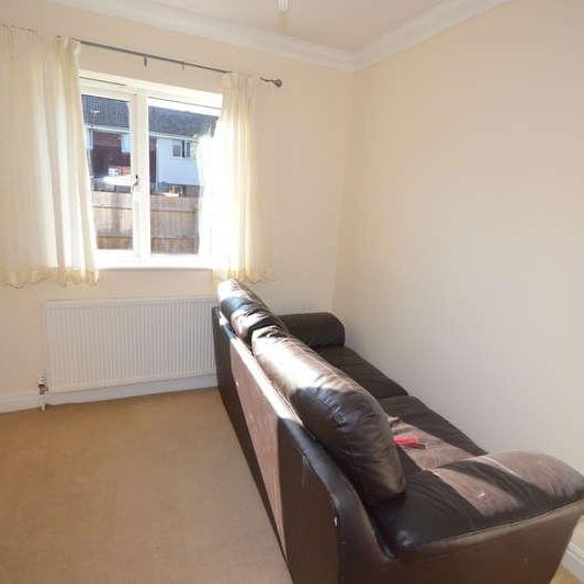 Ensbury Gardens, Ensbury Park, Bournemouth, BH10 - Photo 1