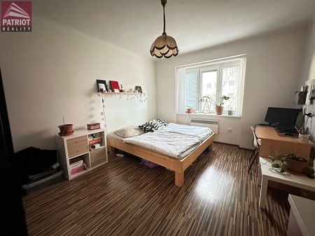 Pronájem bytu 2+kk 43 m² - Fotografie 3