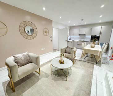 Room in a Shared Flat, Eider Apartments, NW9 - Photo 1